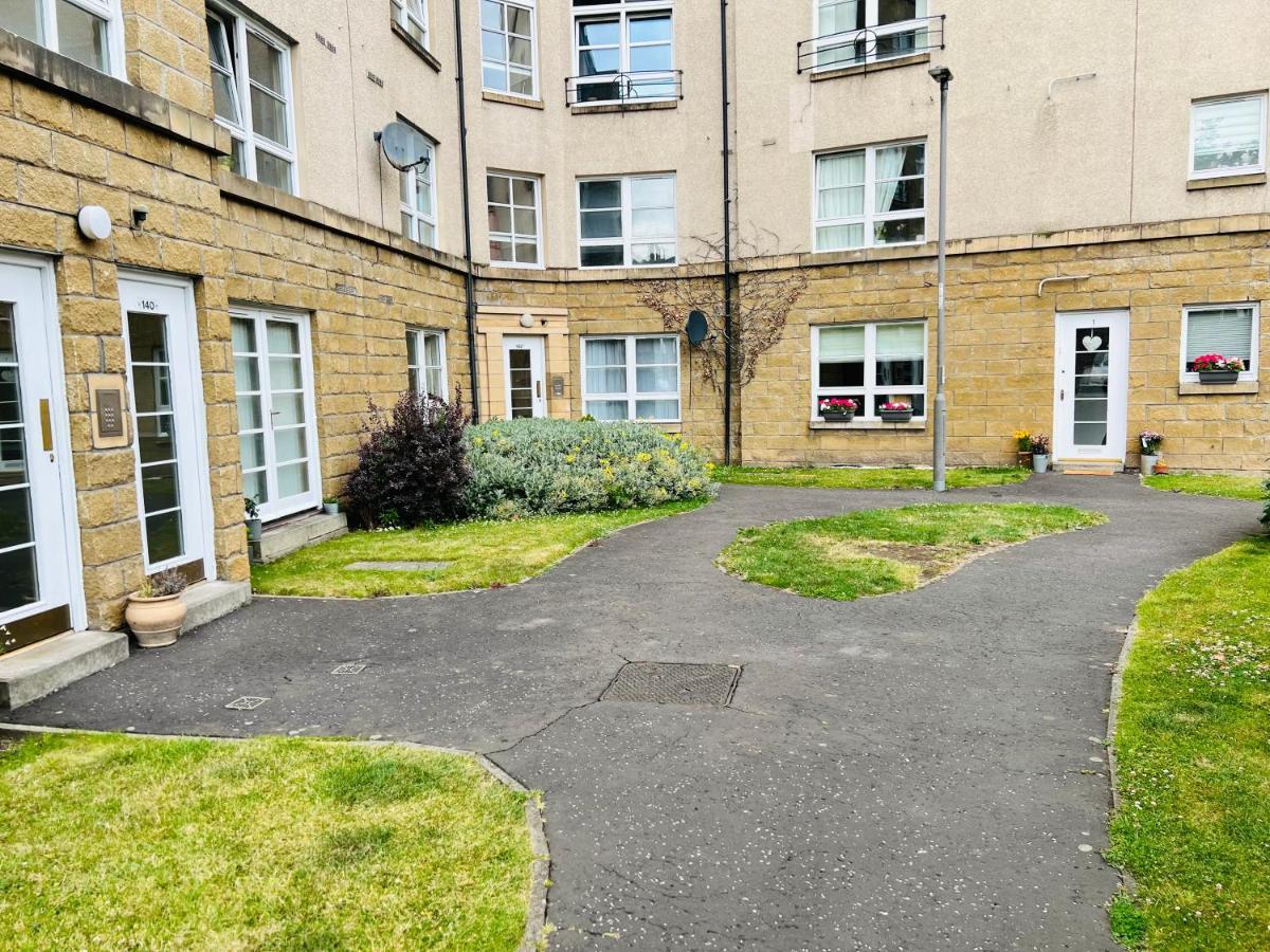 Peaceful 2 Bedroom Flat With Free Parking Edinburgh Exterior photo